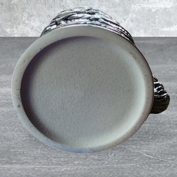 Ceramic Black and Gray Stein "Three Men at the Pub" - Picture 5 of 6